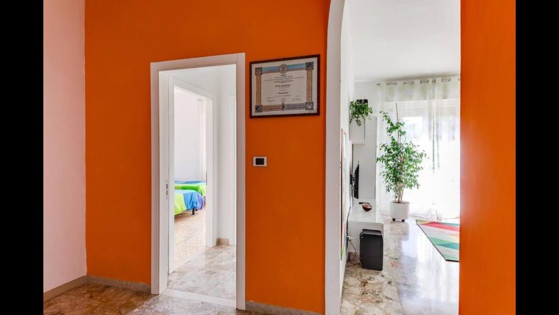 A Due Passi Dal Centro Appartement Forlì Buitenkant foto