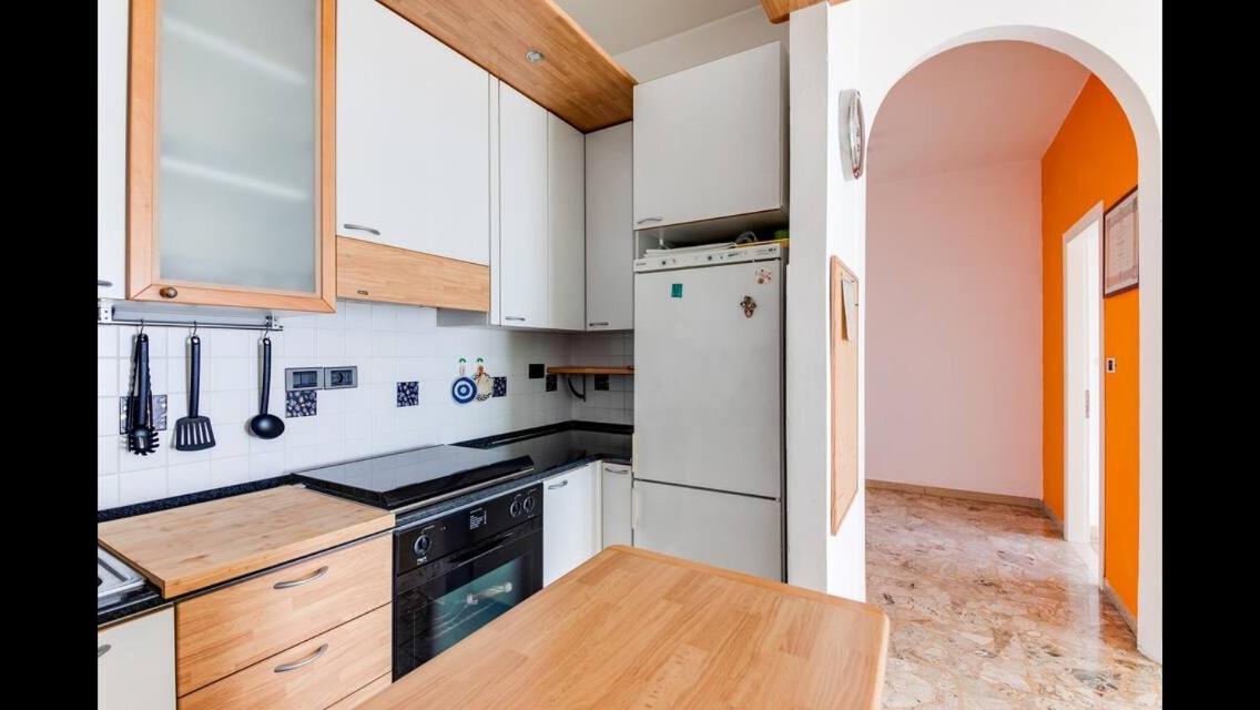 A Due Passi Dal Centro Appartement Forlì Buitenkant foto